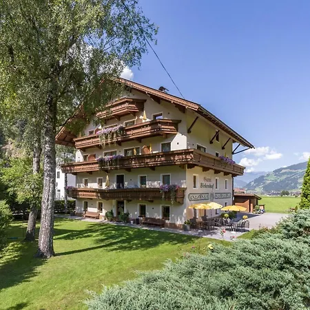 Hotel Garni Birkenhof Mayrhofen