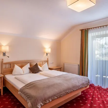 Hotel Garni Birkenhof Mayrhofen