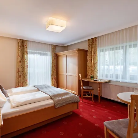 Готель Garni Birkenhof 3*